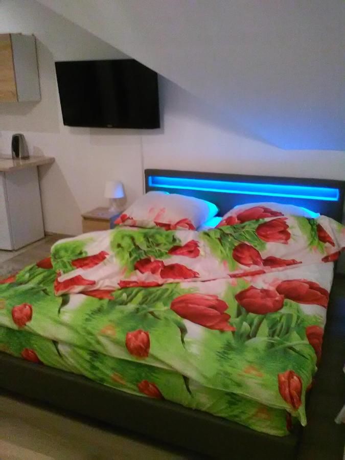 Проживание в семье Leśny Dworek Niepoczołowice-4
