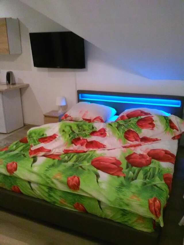 Проживание в семье Leśny Dworek Niepoczołowice-3